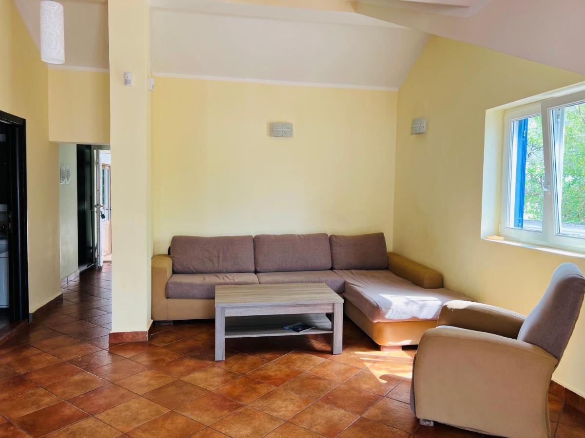 Rafailovici Holiday Apartments Rafajlovići Exterior foto